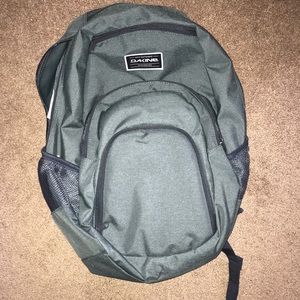 Dakine Backpack NWT